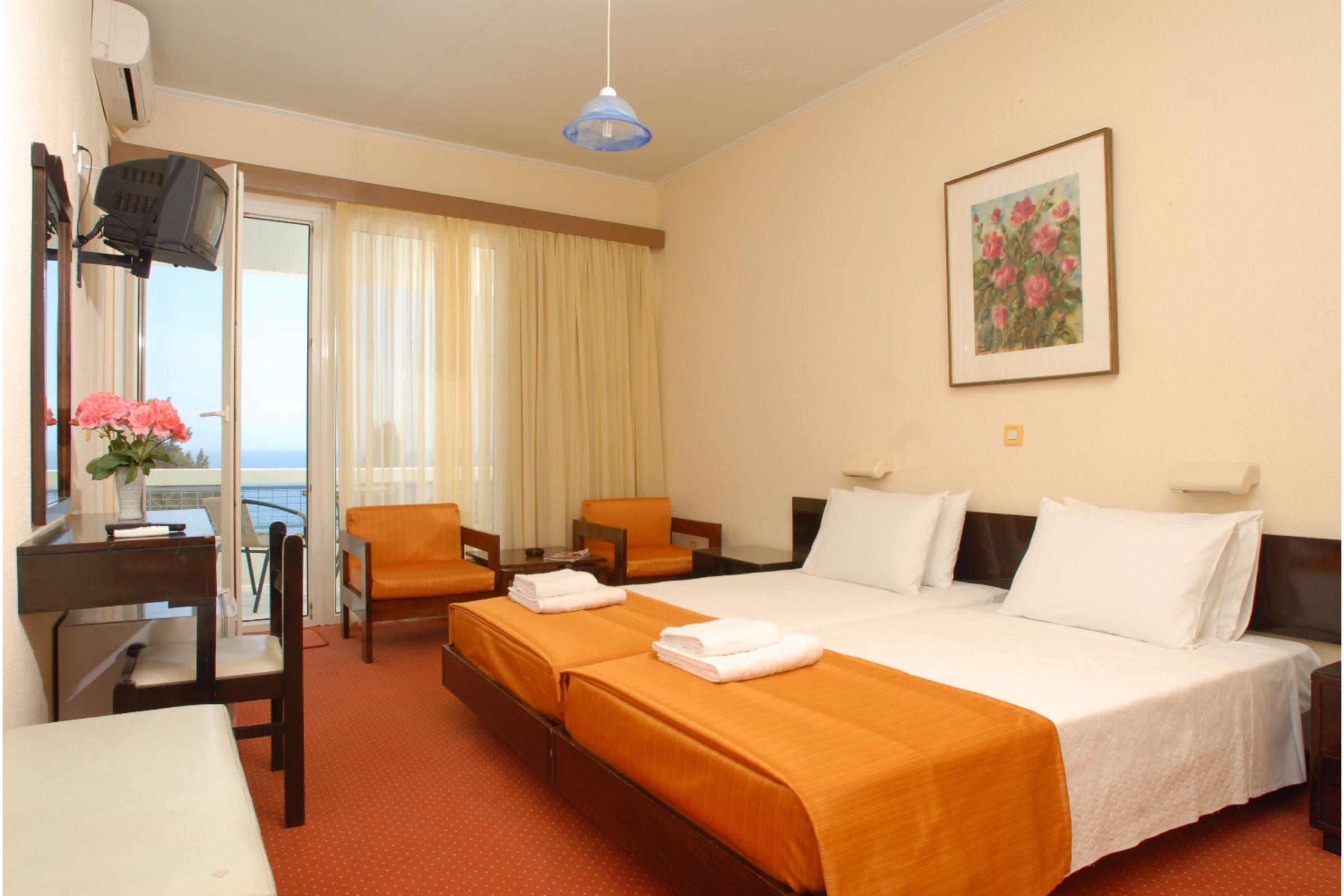 Alexandros Hotel Perama  Eksteriør billede
