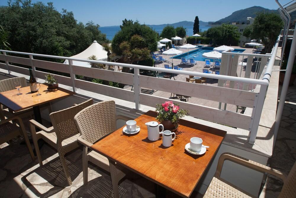 Alexandros Hotel Perama  Eksteriør billede