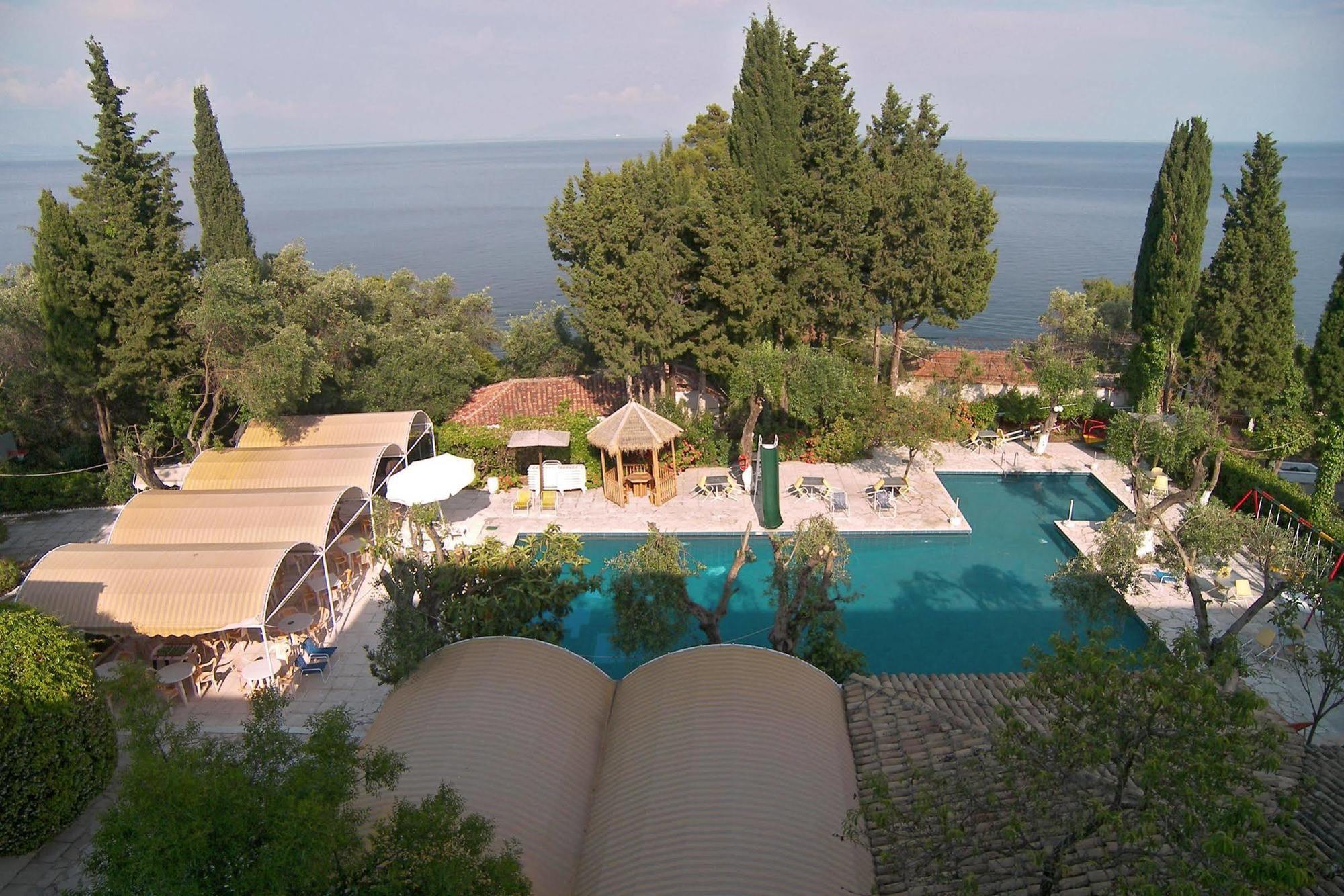 Alexandros Hotel Perama  Eksteriør billede